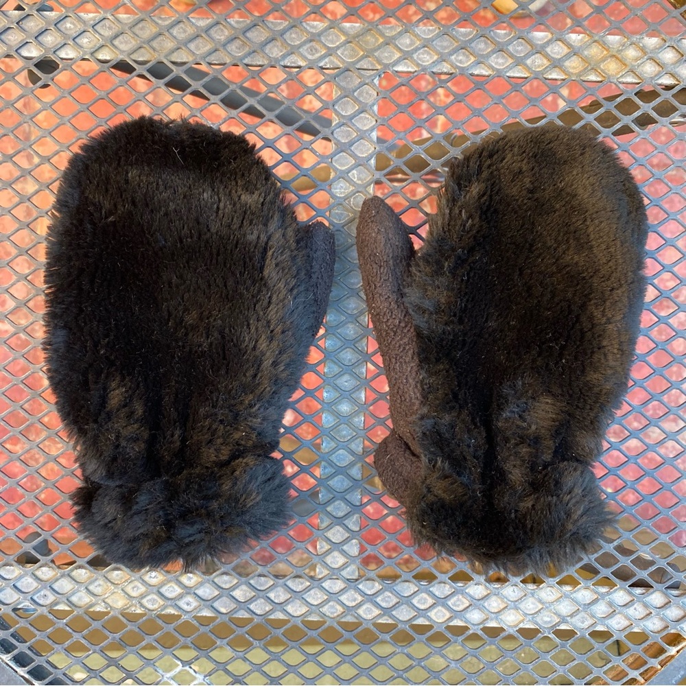 Cherokee Black Faux Fur Mittens